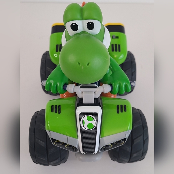 Kyosho Mario Kart Buggy R / C Yoshi No‎ Remote Included - Picture 3 of 11